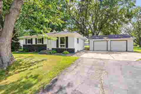 Photo of W14256 Highland Terrace, Ripon, WI 54971 (MLS # 2031024)