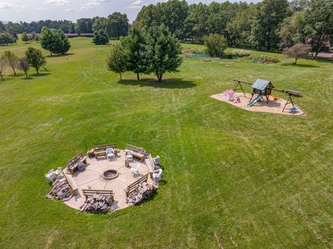 Tiny photo for 1 Dogwood Trail, Wisconsin Dells, WI 53965 (MLS # 1996146)