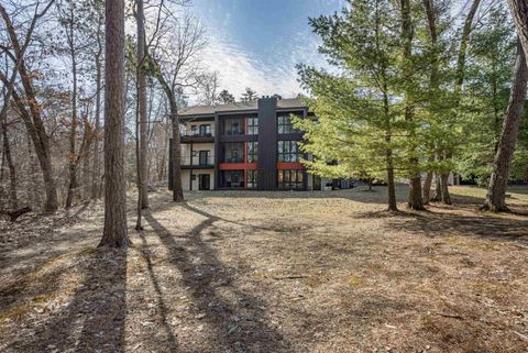 Tiny photo for 1 Dogwood Trail, Wisconsin Dells, WI 53965 (MLS # 1996146)