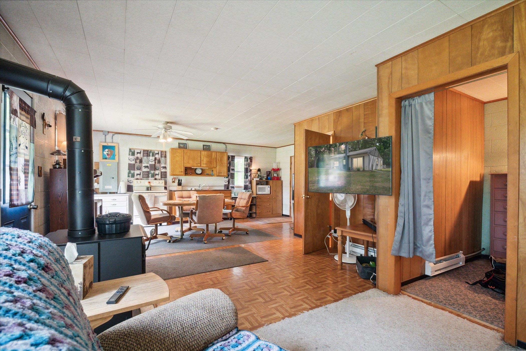 Friendship, Wisconsin 53934, United States, 2 Bedrooms Bedrooms, ,1 BathroomBathrooms,Residential,Active,158057