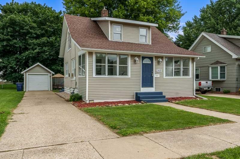 1413 E Van Buren Street