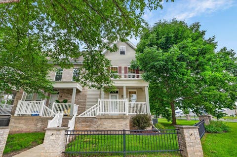 Photo of 2779 Crinkle Root Drive, Fitchburg, WI 53711 (MLS # 2026904)