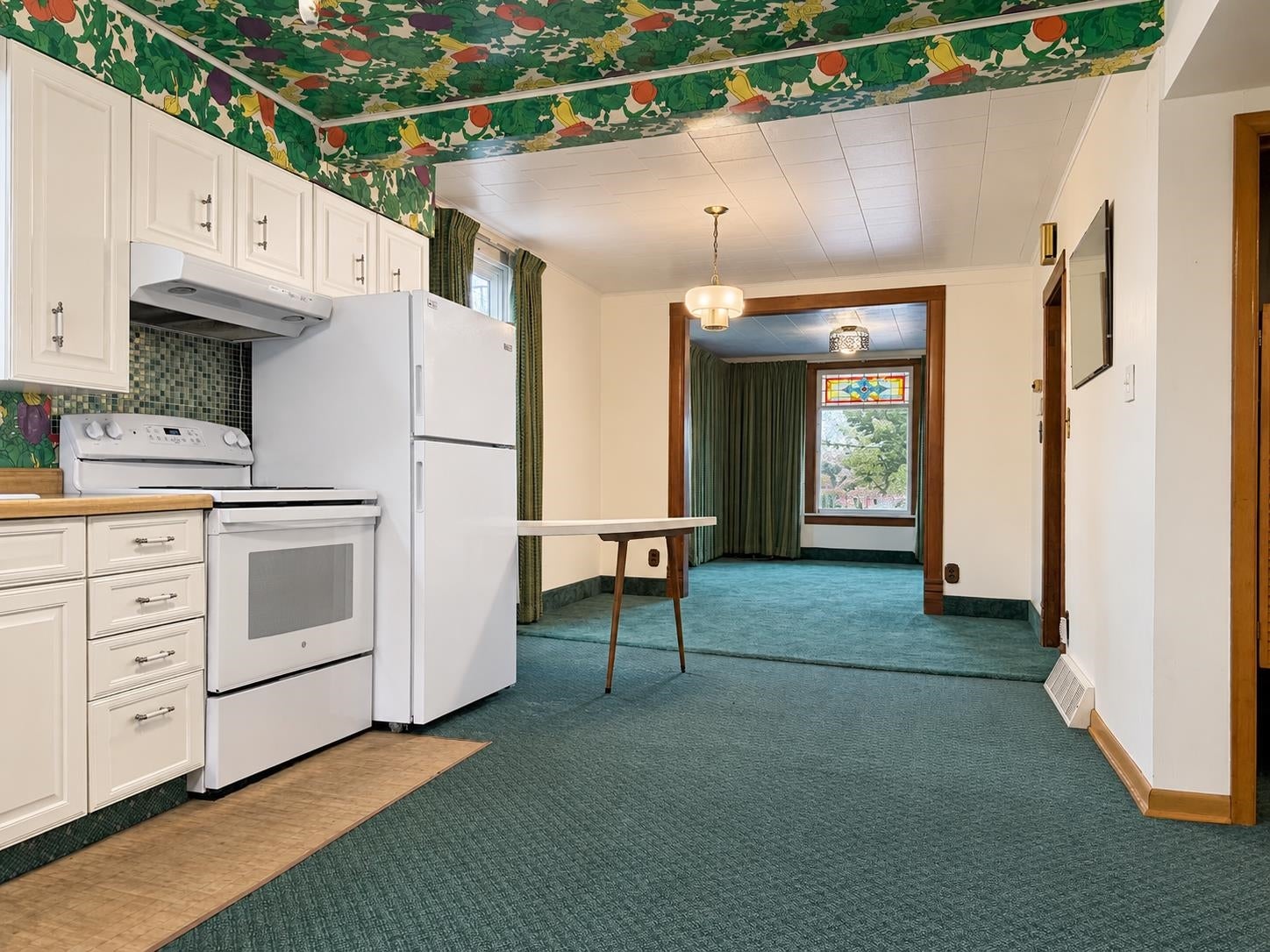 900 W Dodgeville Street