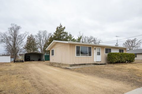 119 Oak Street, Pardeeville, WI 53954 - #: 1995306
