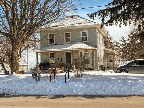 Photo of 200 N Main Street, Mount Sterling, WI 54645 (MLS # 2017027)