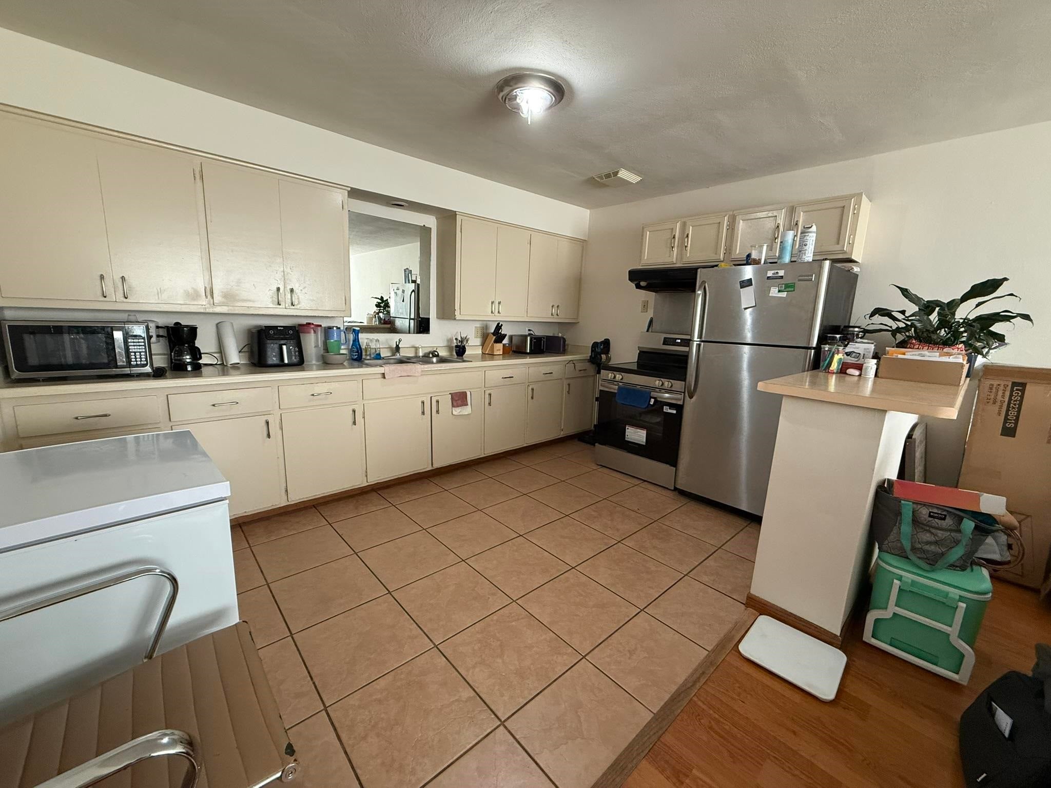 2358 Allied Drive 1