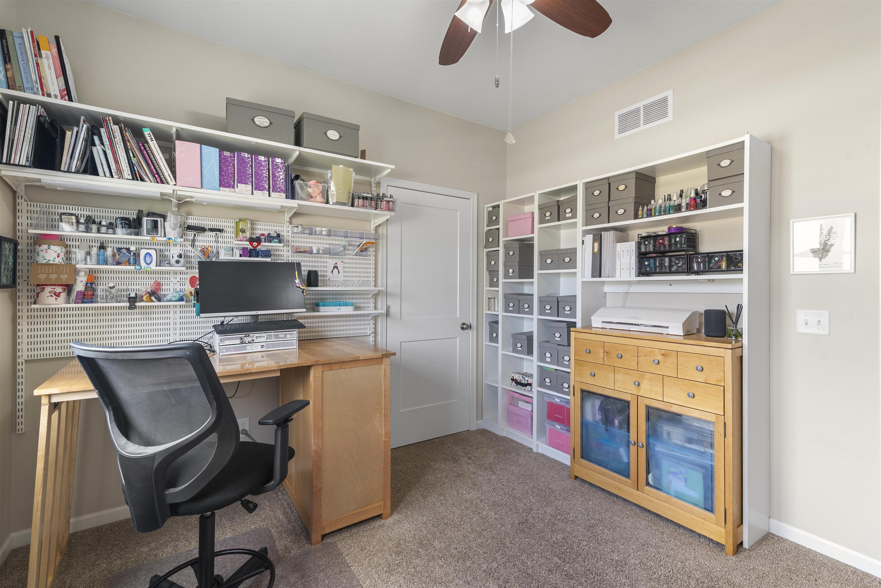 Janesville, Wisconsin 53548, United States, 4 Bedrooms Bedrooms, ,3 BathroomsBathrooms,Residential,Pending,105707