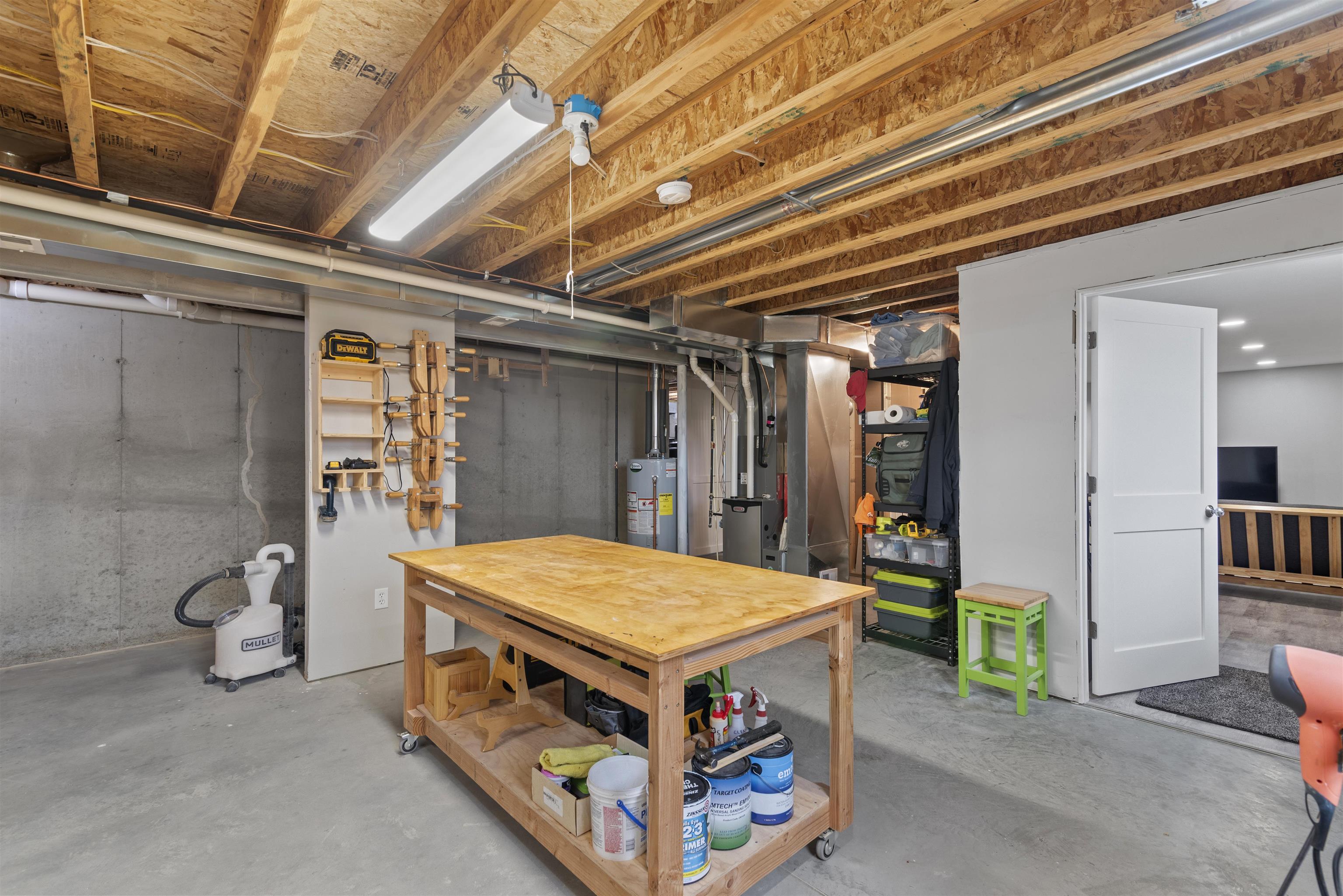 Janesville, Wisconsin 53548, United States, 4 Bedrooms Bedrooms, ,3 BathroomsBathrooms,Residential,Pending,105707