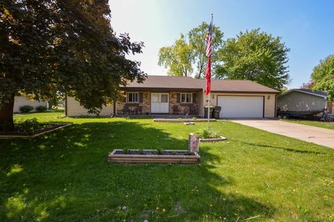 1202 E Iowa Street, Prairie Du Chien, WI 53821 - #: 1999936
