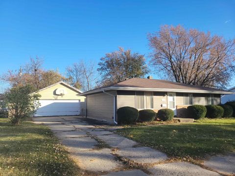 Photo of 2205 S Palm Street, Janesville, WI 53546 (MLS # 2012082)
