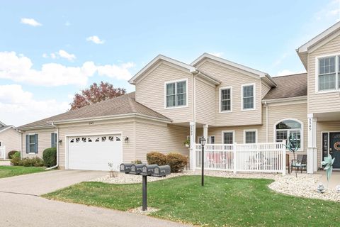 Photo of 3343 N Stone Creek Circle, Madison, WI 53719 (MLS # 2018877)