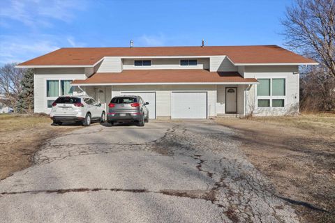 Photo of 2700 Bailey Road, Sun Prairie, WI 53590 (MLS # 2014927)