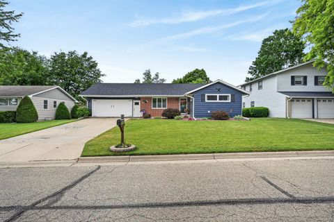 Photo of 1515 30th Avenue, Monroe, WI 53566 (MLS # 2025535)