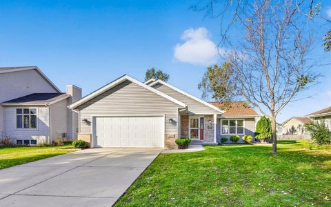 Photo of 6822 Country Lane, Madison, WI 53719 (MLS # 2035094)