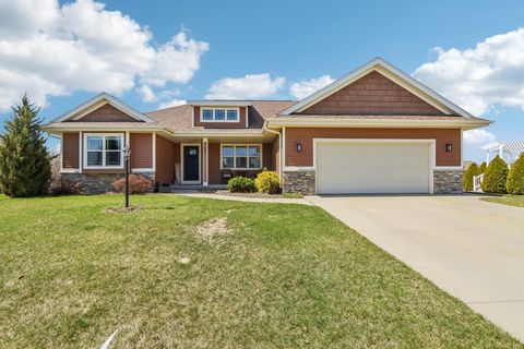 Photo of 531 Whitford Avenue, Prairie Du Sac, WI 53578 (MLS # 2020096)