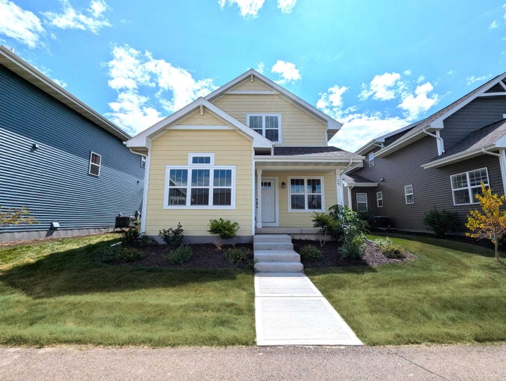 Photo 1 of 68 — 26 Windflower Way, Mount Horeb, WI 53572