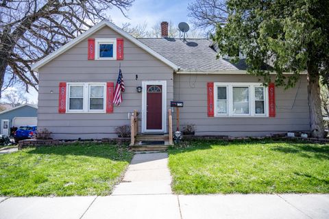 Photo of 314 W State Street, Mauston, WI 53948 (MLS # 2013248)