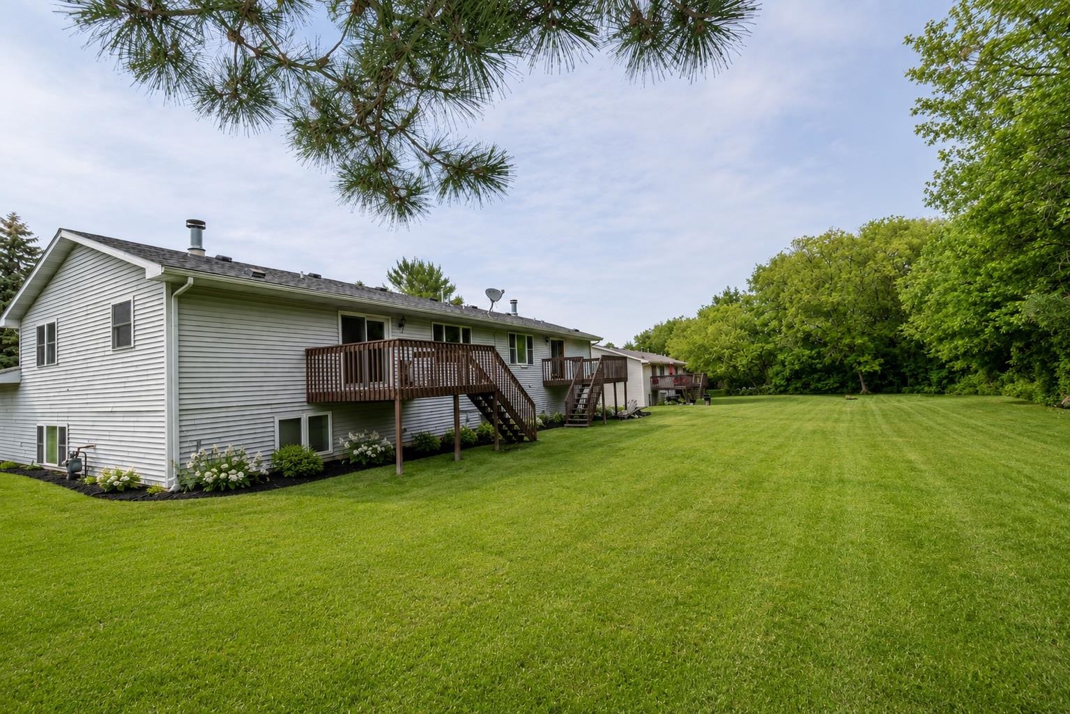 5753-5755 Lacy Road