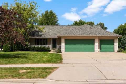Photo of 3505 E Rotamer Road, Janesville, WI 53546 (MLS # 2007844)