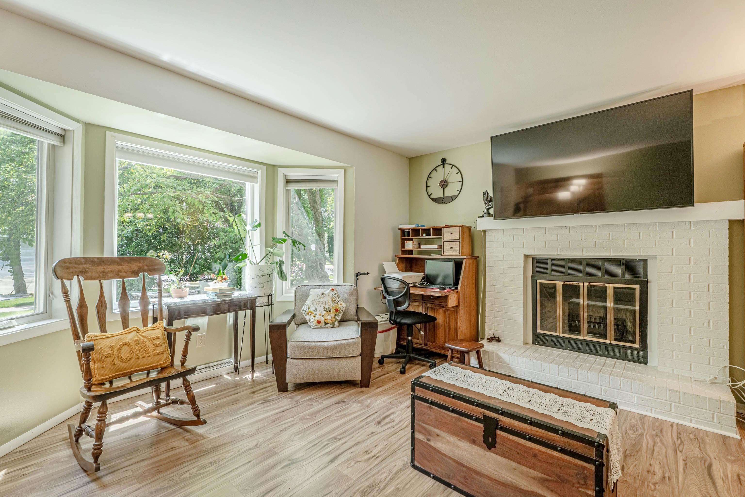 5626 RUSTIC WOODS Drive