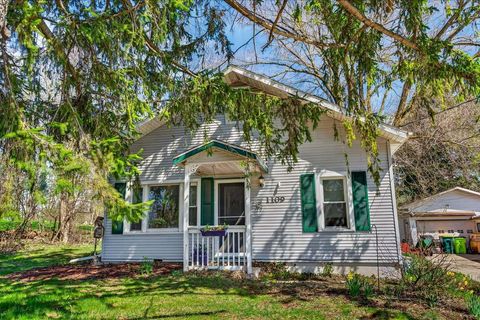 Photo of 1109 Blaine Street, Edgerton, WI 53534 (MLS # 2021046)