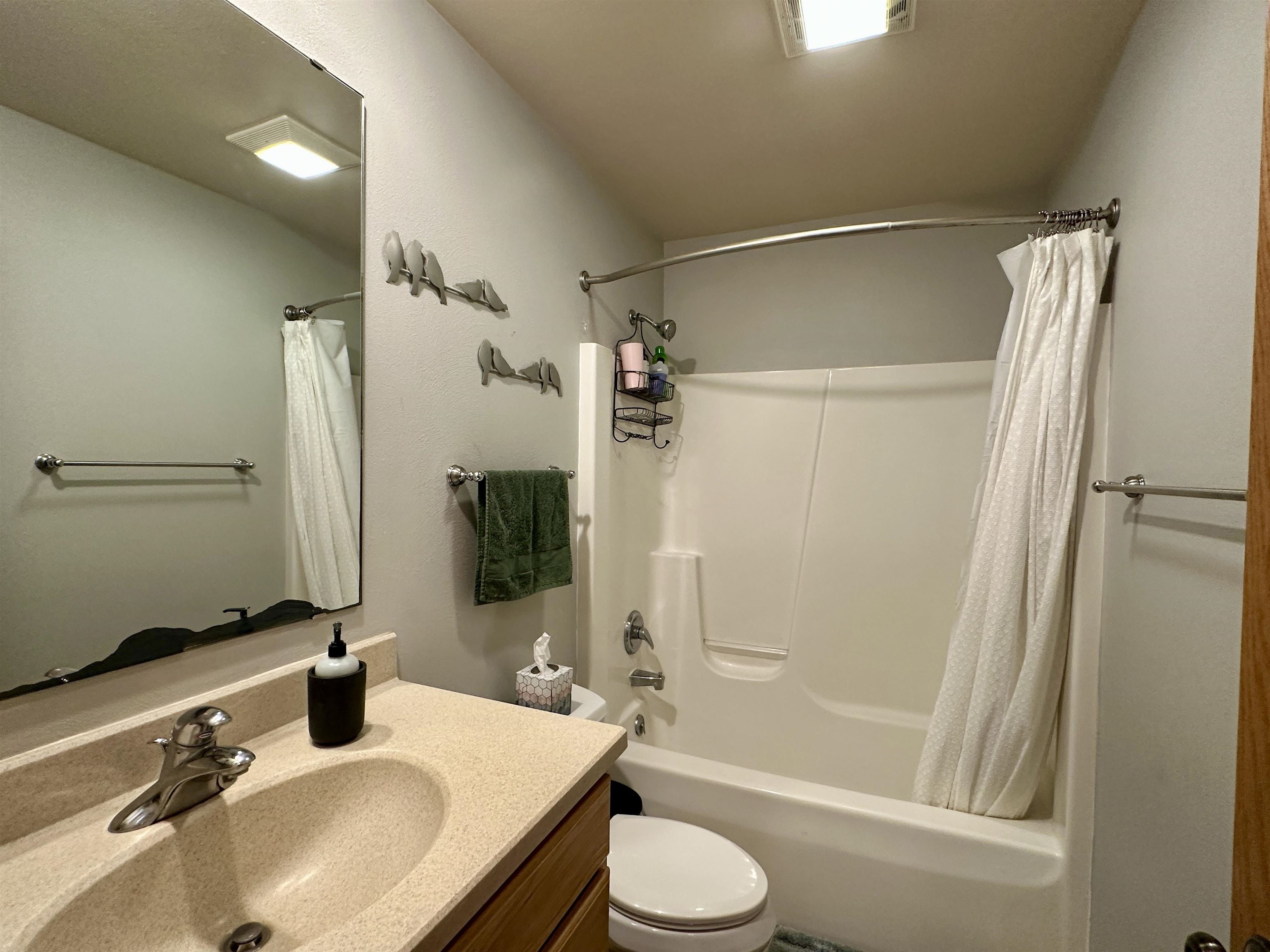 Stoughton, Wisconsin 53589, United States, 4 Bedrooms Bedrooms, ,3 BathroomsBathrooms,Residential,Active,189188