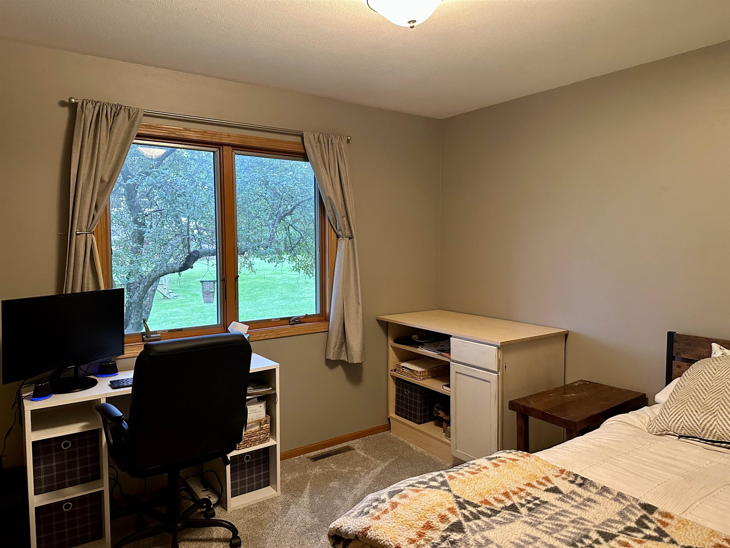 Stoughton, Wisconsin 53589, United States, 4 Bedrooms Bedrooms, ,3 BathroomsBathrooms,Residential,Active,189188