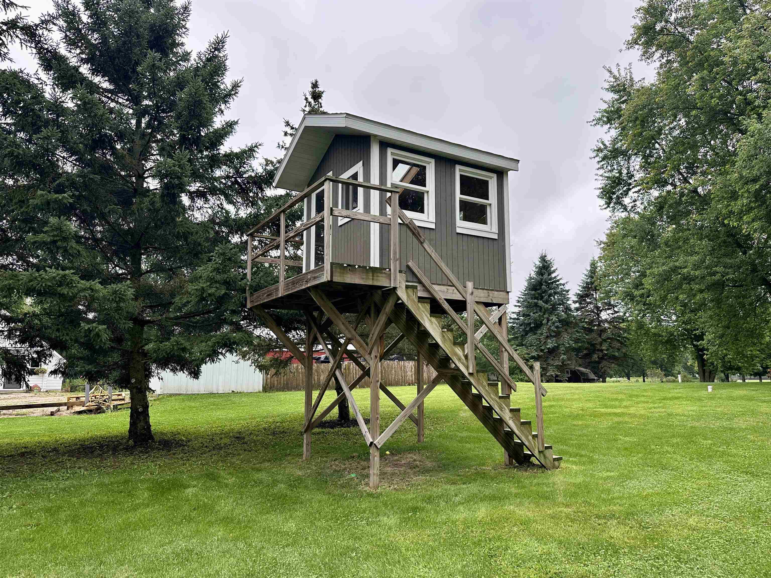 Stoughton, Wisconsin 53589, United States, 4 Bedrooms Bedrooms, ,3 BathroomsBathrooms,Residential,Active,189188