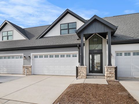 206 Lakeview Lane, Beaver Dam, WI 53916 - #: 1994944