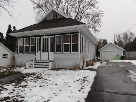 Photo of 153 W Charles Street, Markesan, WI 53946 (MLS # 2015570)