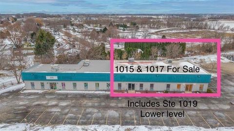 Photo of 1015-1019 S Spring Street, Beaver Dam, WI 53916 (MLS # 2014991)