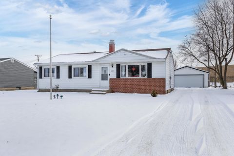 Photo of 2327 Butlin Drive, Beloit, WI 53511 (MLS # 2015439)