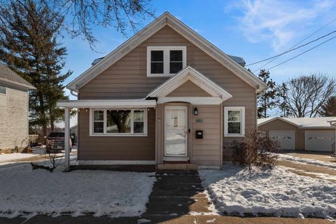 Photo of 405 Rosendale Street, Beaver Dam, WI 53916 (MLS # 2015518)