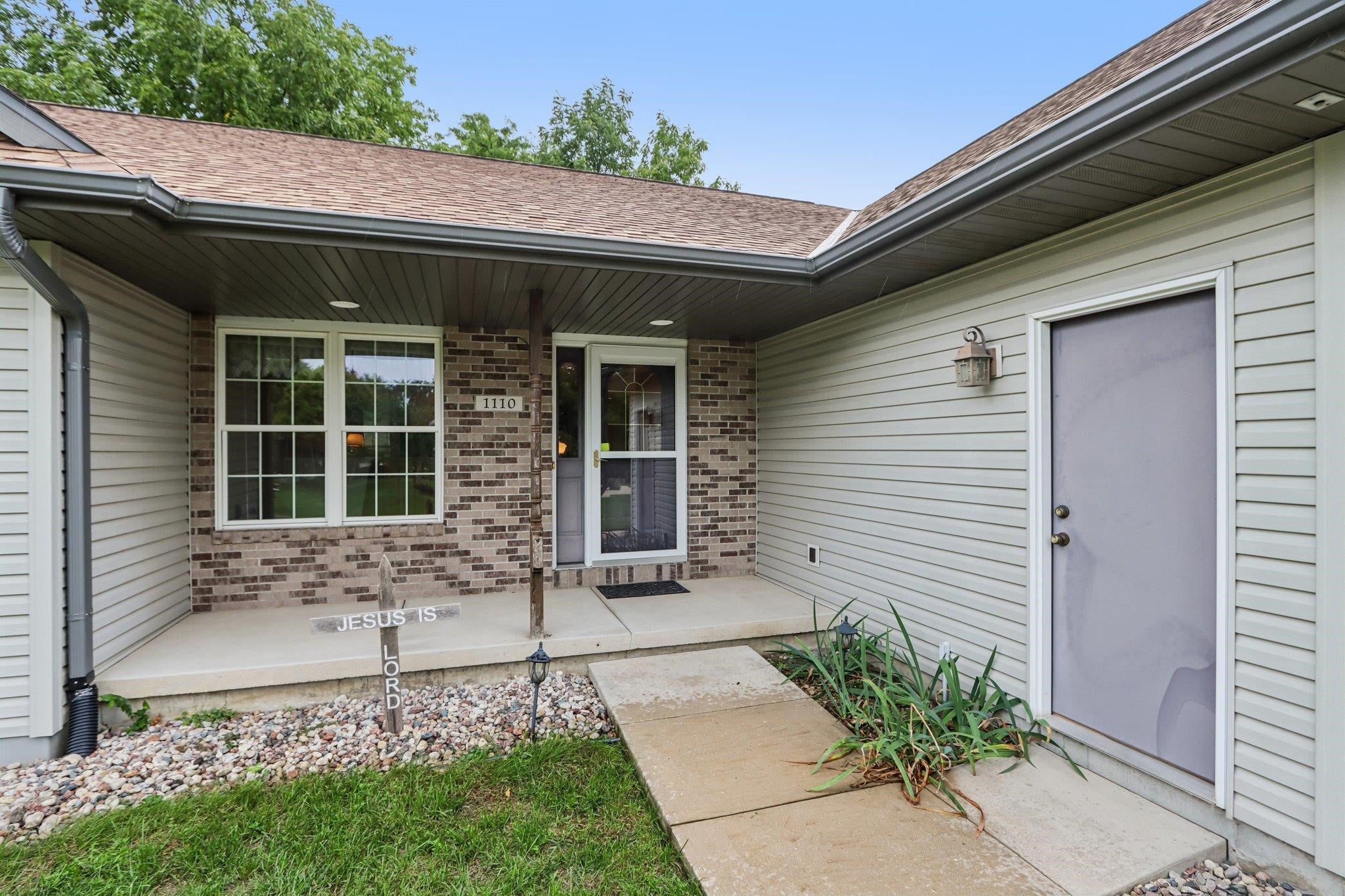 1110 Gruennert Court