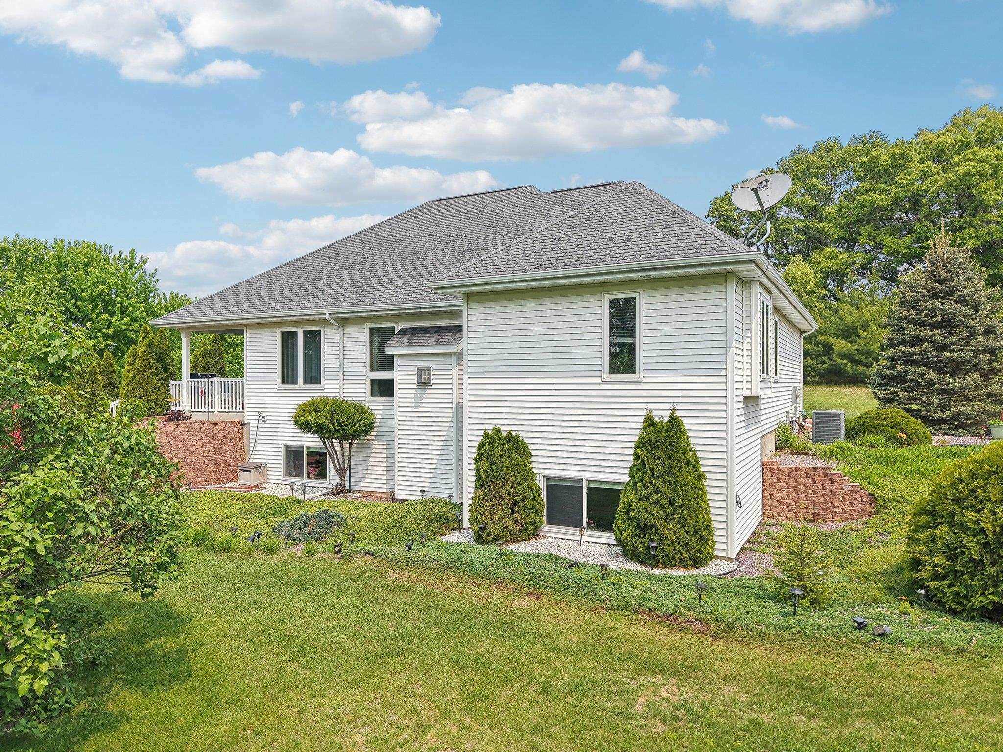 Wisconsin Dells, Wisconsin 53965, United States, 4 Bedrooms Bedrooms, ,3 BathroomsBathrooms,Residential,Active,91104