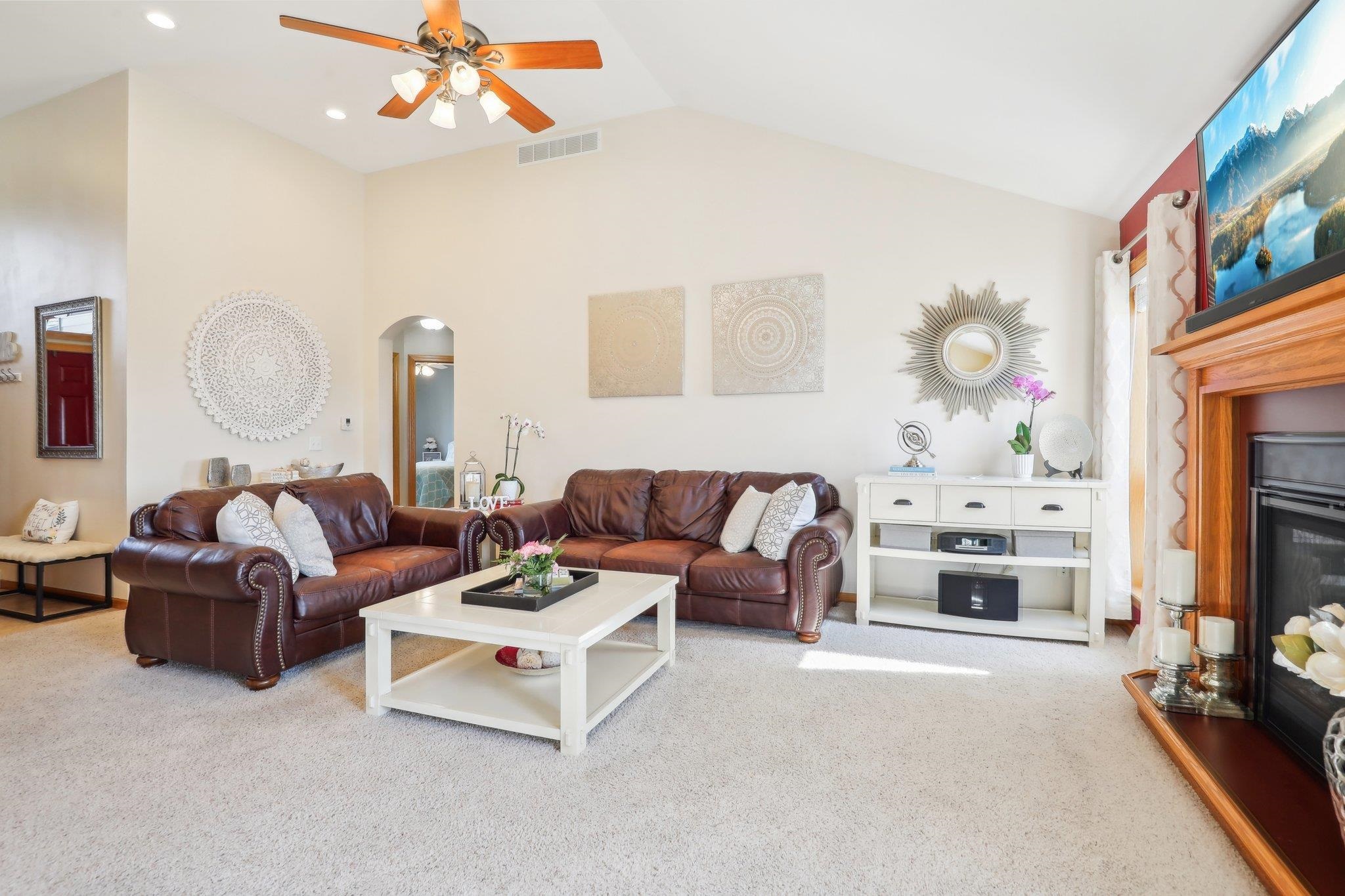 Wisconsin Dells, Wisconsin 53965, United States, 4 Bedrooms Bedrooms, ,3 BathroomsBathrooms,Residential,Active,91104