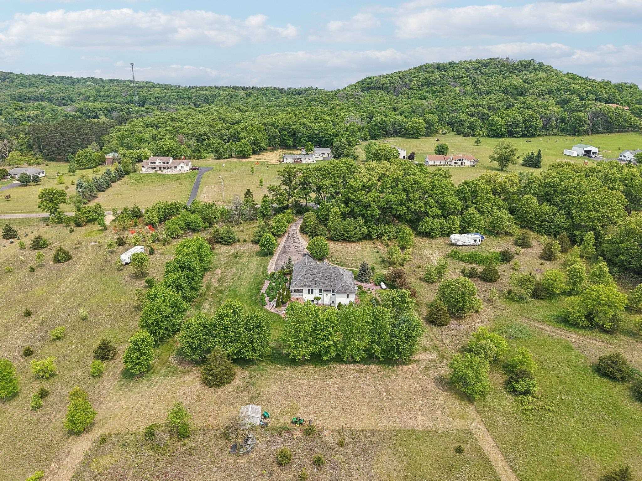 Wisconsin Dells, Wisconsin 53965, United States, 4 Bedrooms Bedrooms, ,3 BathroomsBathrooms,Residential,Active,91104