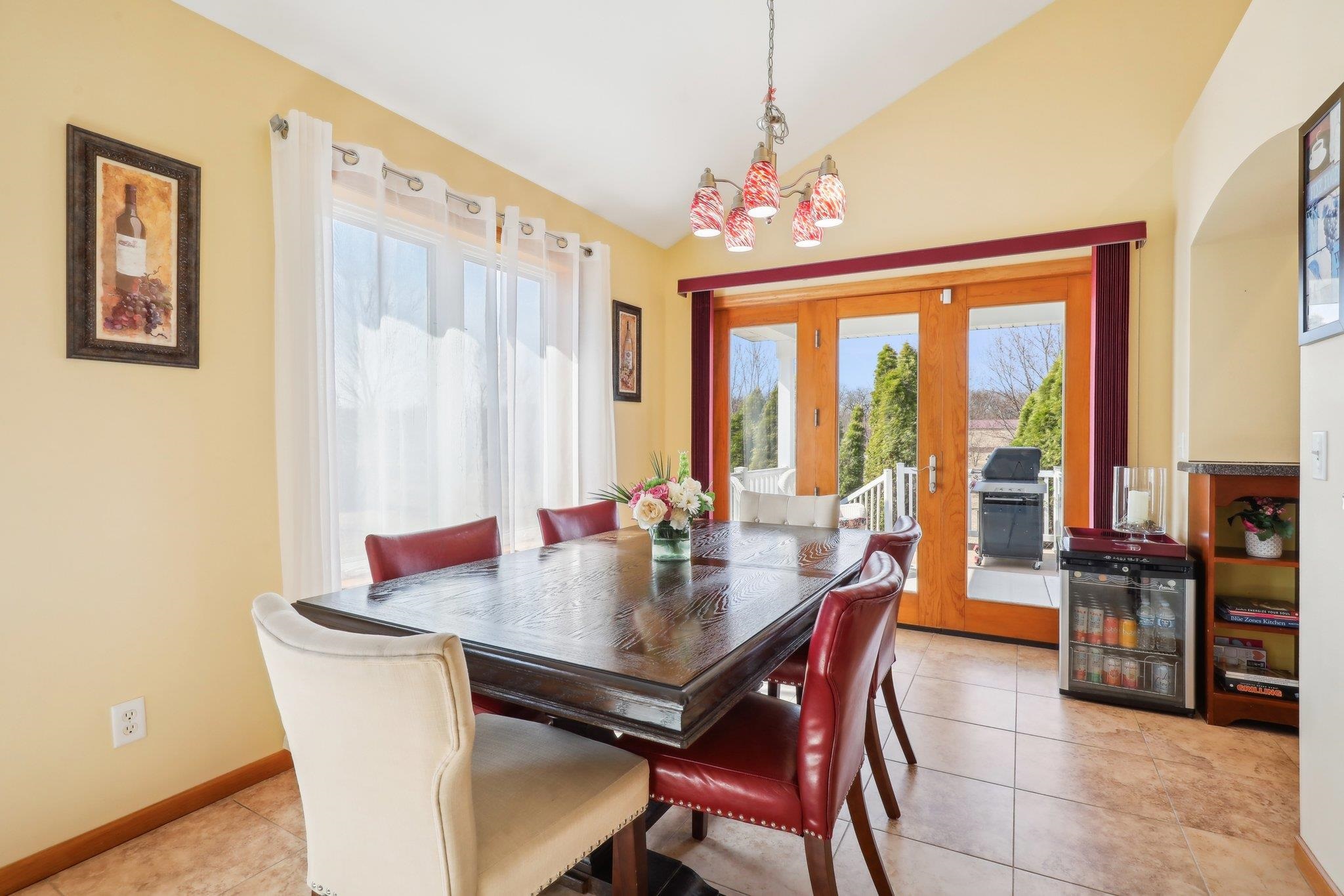 Wisconsin Dells, Wisconsin 53965, United States, 4 Bedrooms Bedrooms, ,3 BathroomsBathrooms,Residential,Active,91104