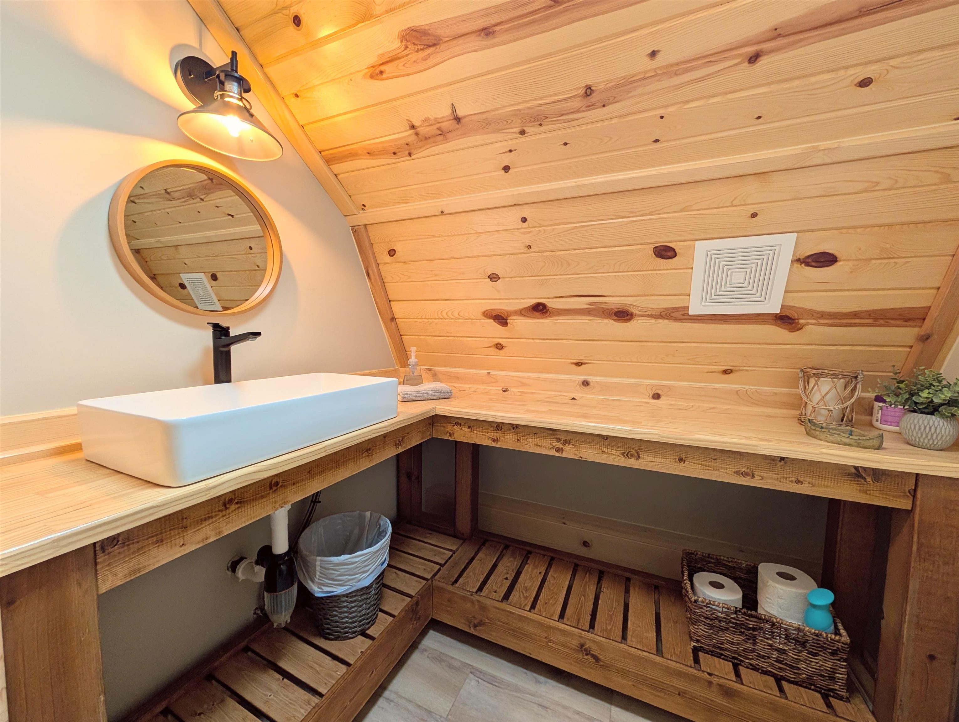 Montello, Wisconsin 53949, United States, 4 Bedrooms Bedrooms, ,2 BathroomsBathrooms,Residential,Active,164575