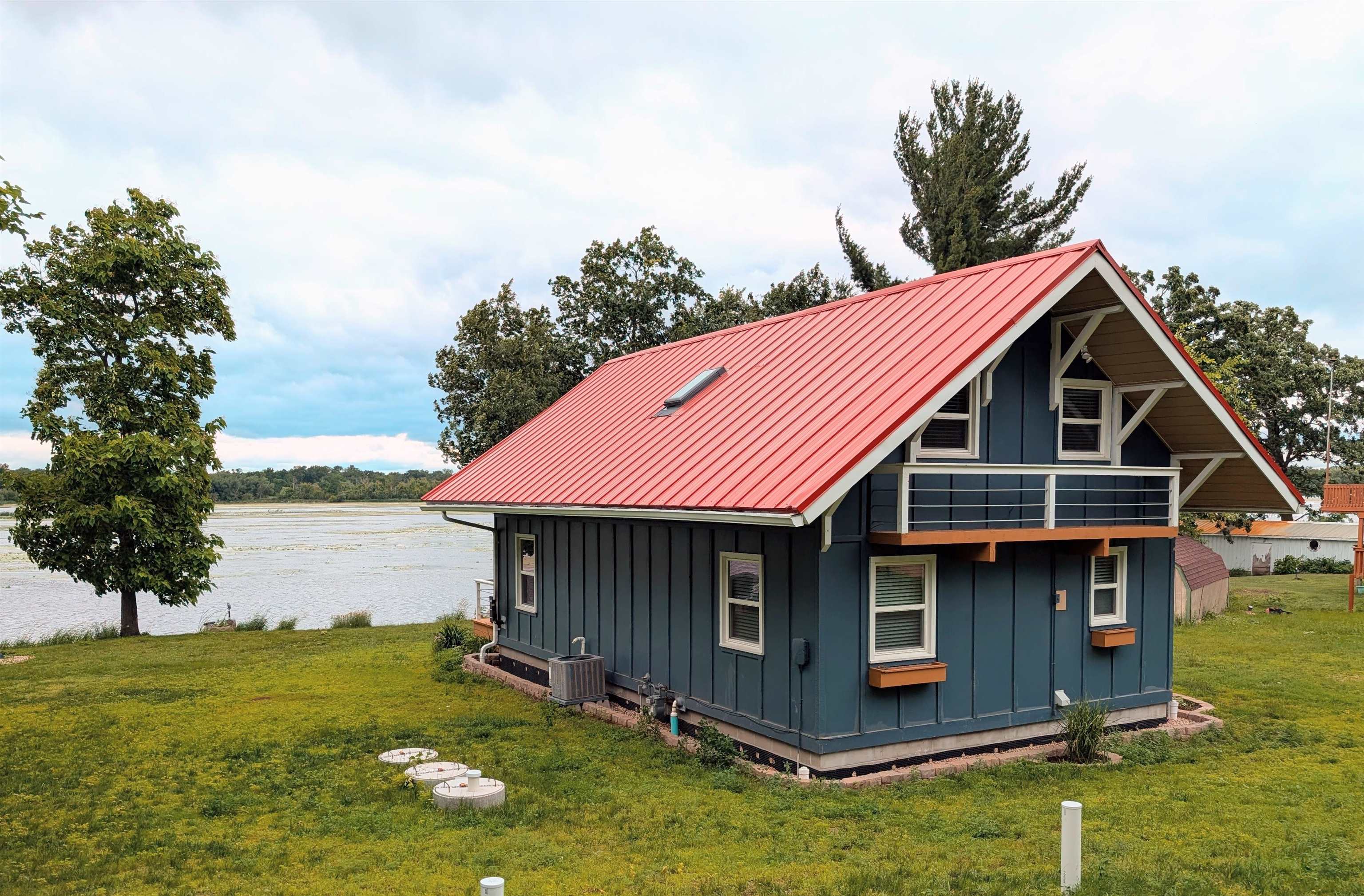 Montello, Wisconsin 53949, United States, 4 Bedrooms Bedrooms, ,2 BathroomsBathrooms,Residential,Active,164575