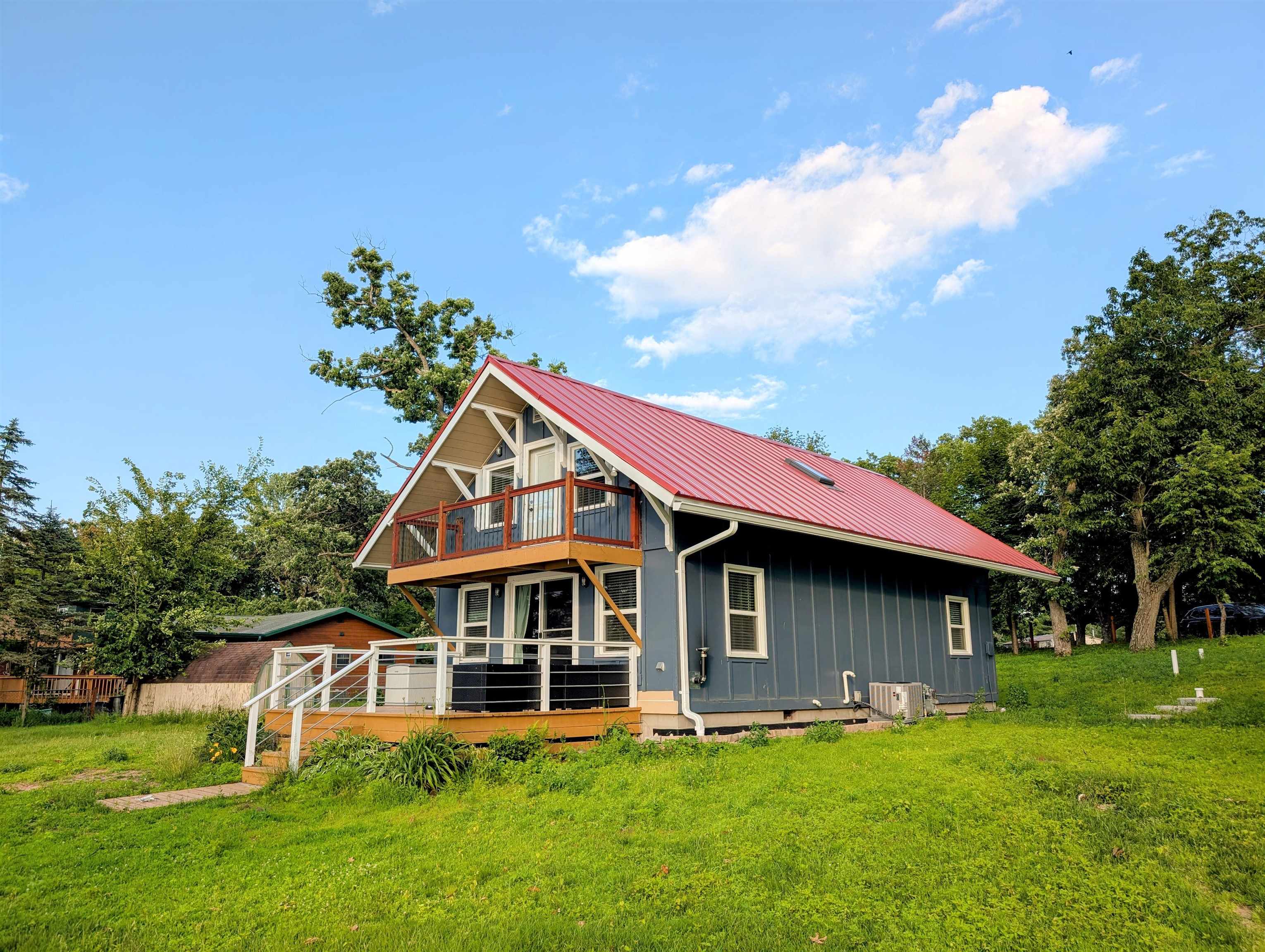 Montello, Wisconsin 53949, United States, 4 Bedrooms Bedrooms, ,2 BathroomsBathrooms,Residential,Active,164575