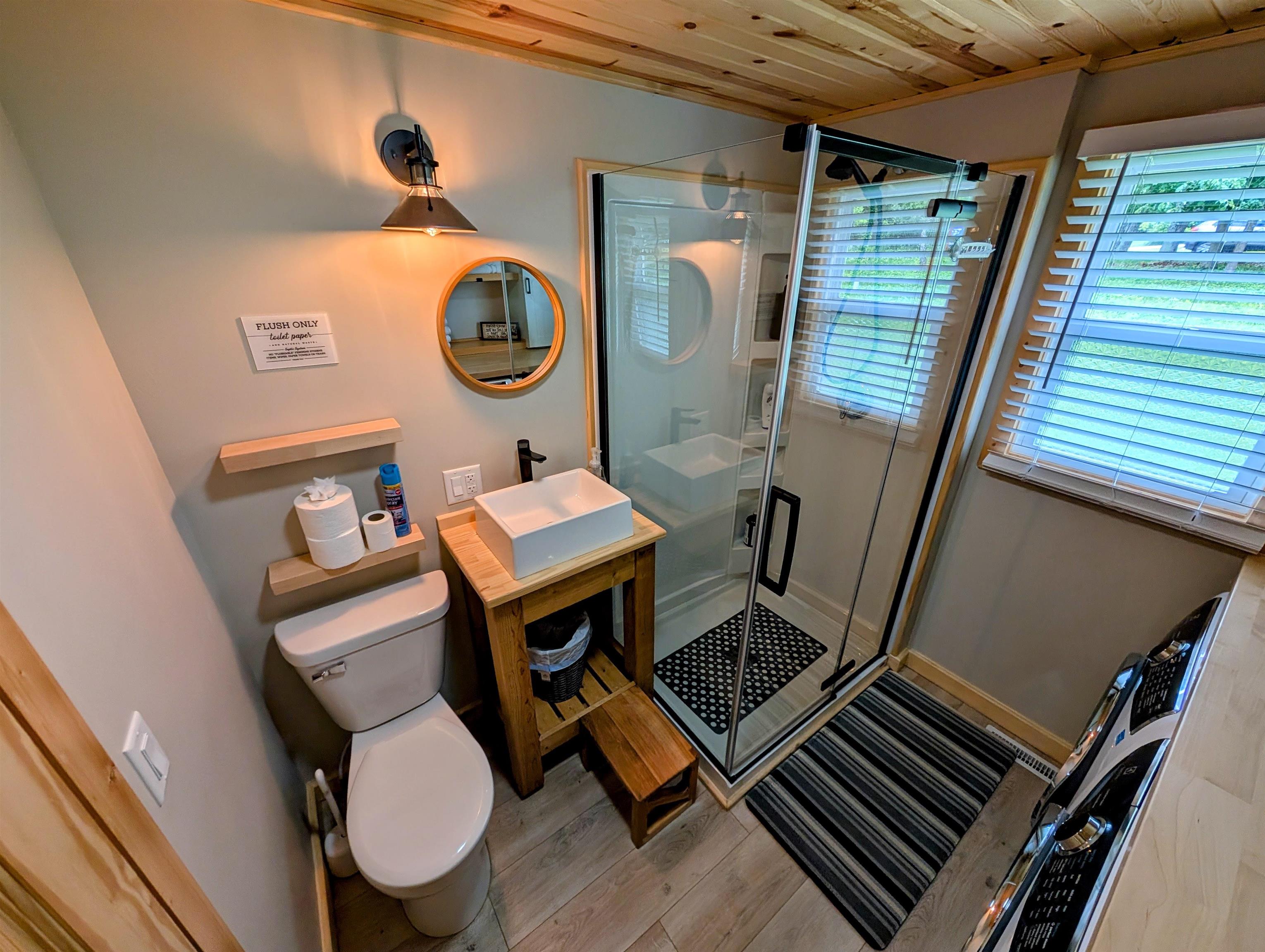 Montello, Wisconsin 53949, United States, 4 Bedrooms Bedrooms, ,2 BathroomsBathrooms,Residential,Active,164575