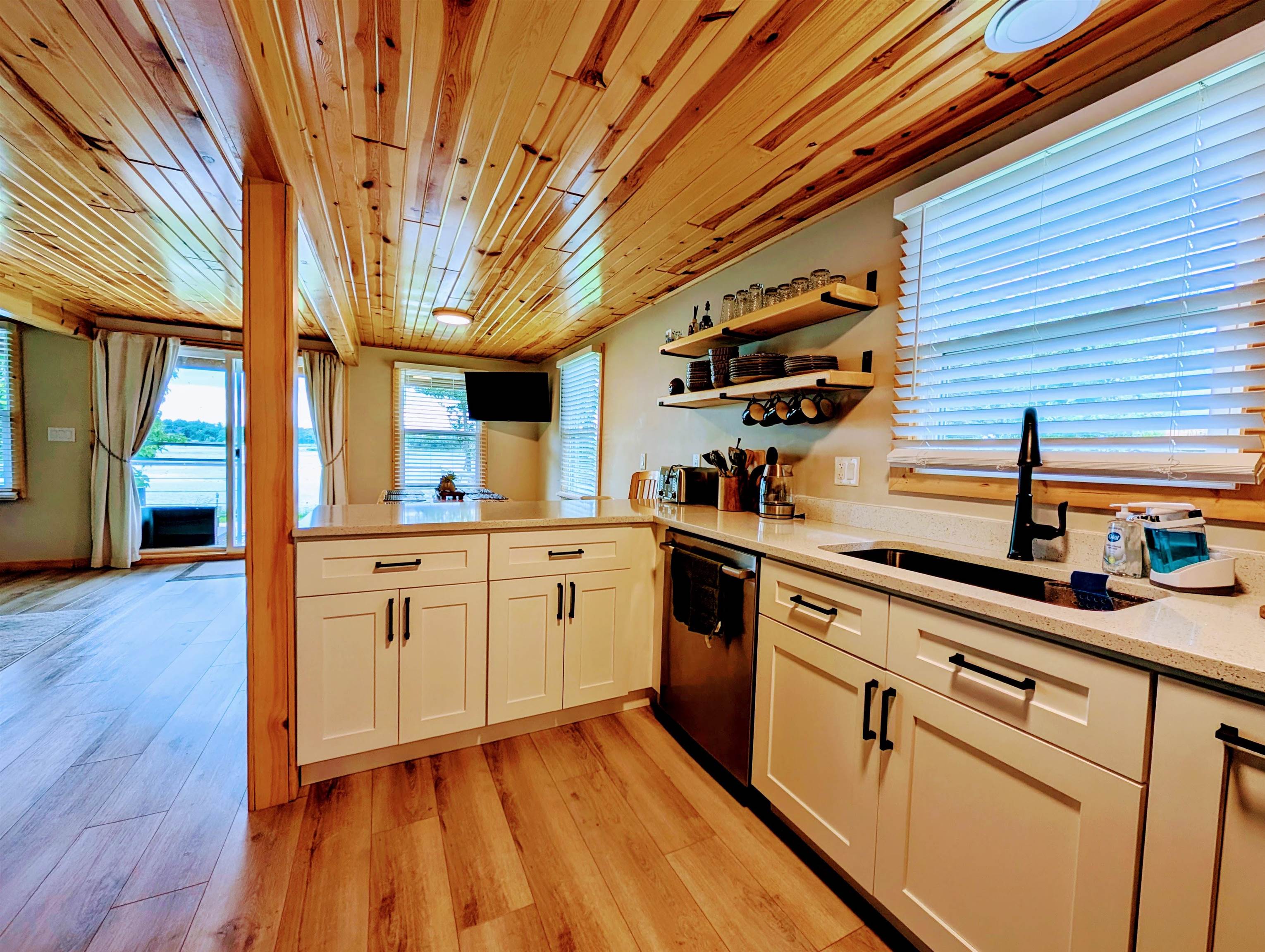 Montello, Wisconsin 53949, United States, 4 Bedrooms Bedrooms, ,2 BathroomsBathrooms,Residential,Active,164575