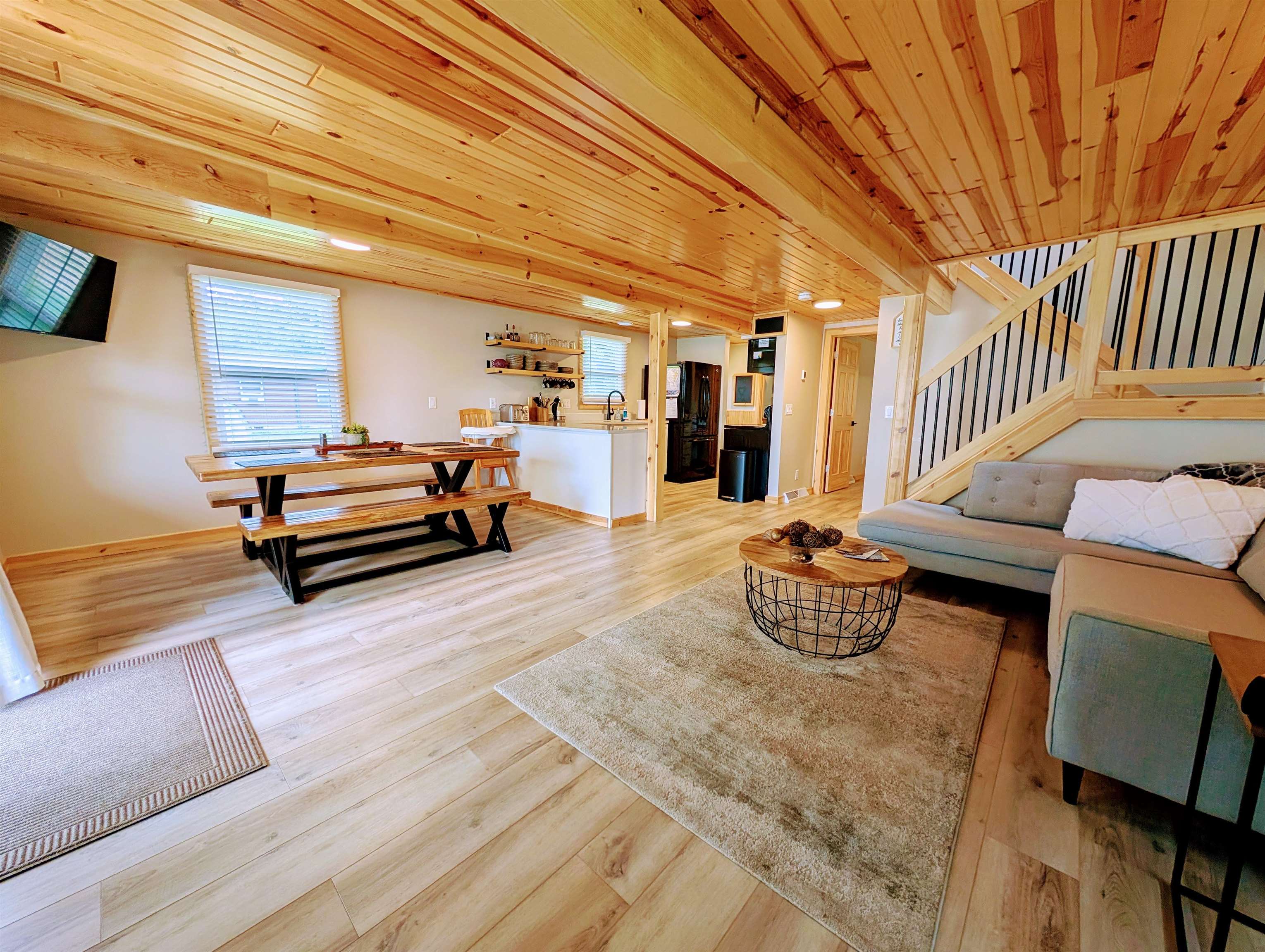 Montello, Wisconsin 53949, United States, 4 Bedrooms Bedrooms, ,2 BathroomsBathrooms,Residential,Active,164575