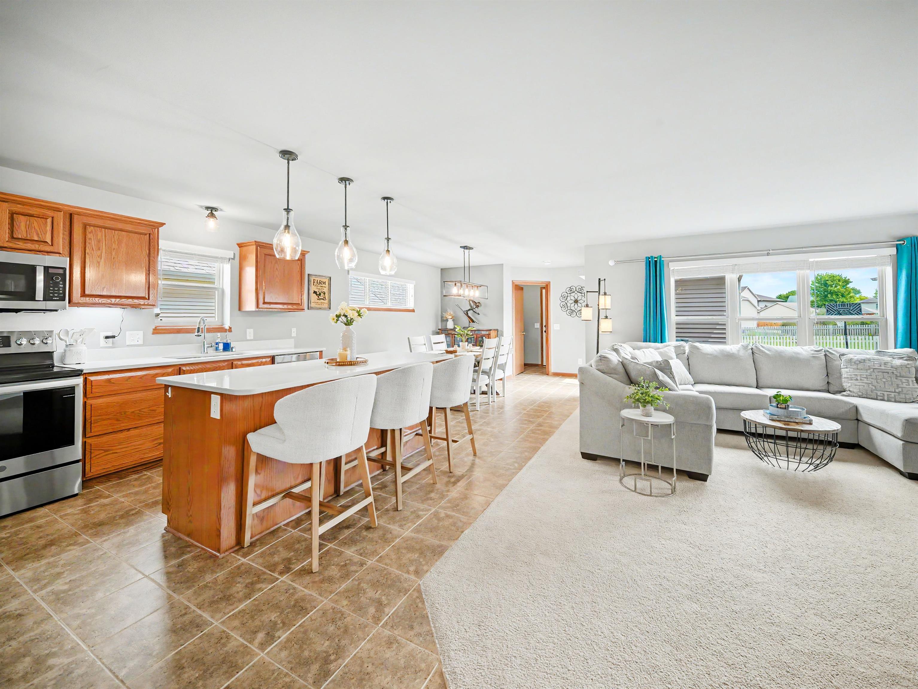 3821 STONEBRIDGE Drive