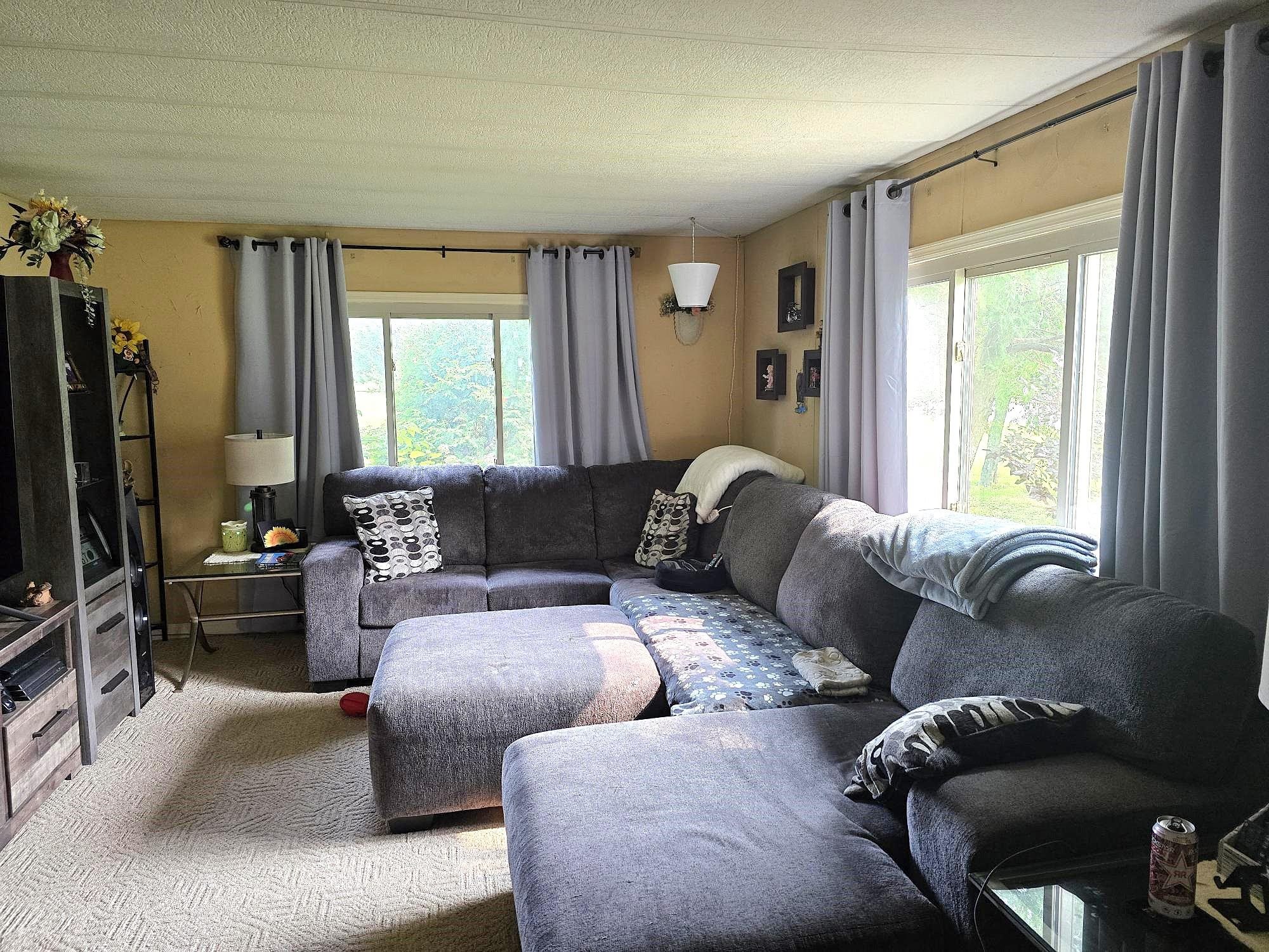 19 Falling Creek Drive 19