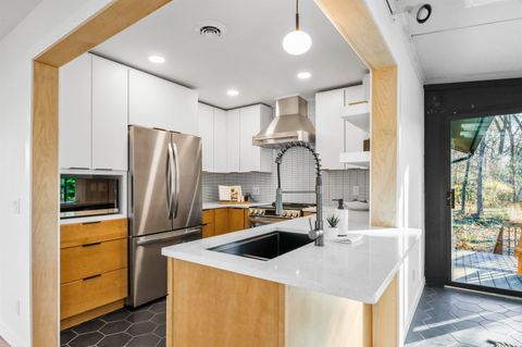 Tiny photo for 5513 Dorsett Drive, Madison, WI 53711 (MLS # 2012333)