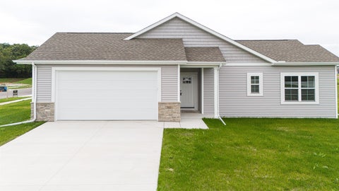 Photo of 3801 N Woodbury Lane, Janesville, WI 53545 (MLS # 2019148)