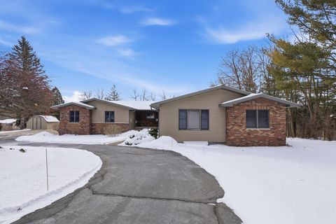 Photo of 2460 Spring Rose Circle, Verona, WI 53593 (MLS # 2014715)