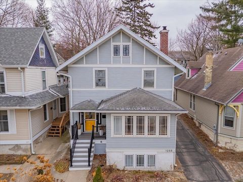 1233 E Johnson Street, Madison, WI 53703 - #: 1994701